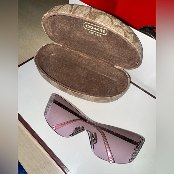 Coach Sunglasses - Picture 2 of 6